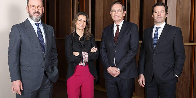 Socios de la firma de White & Case presentes en la jornada.