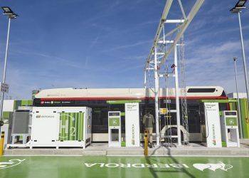 La planta de Barcelona de Iberdrola ha recibido la certificación de gestión ambiental de AENOR para producción de hidrógeno verde