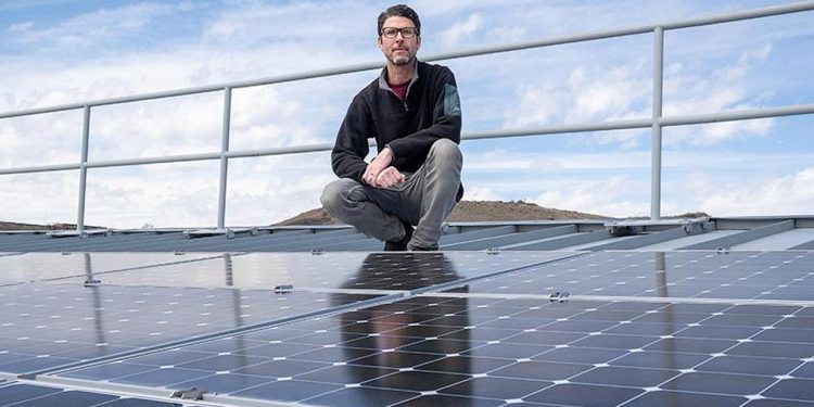 Joey Luther, investigador sénior del NREL. (Werner Slocum, NREL)