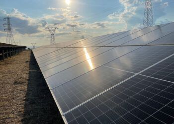Iberdrola suministrará energía renovable a un gigante italiano de la siderurgia