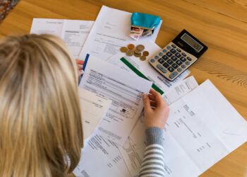El gasto en electricidad de los españoles crece en un 10,5% respecto al segundo trimestre de 2023