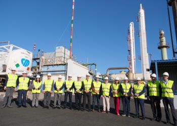 La planta de recuperación y reutilización de CO2 de Carburos Metálicos en Telde cumple 10 años