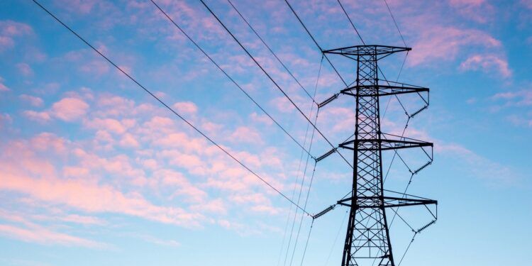 El MITECO aprueba cinco proyectos para promover la flexibilidad del sistema eléctrico en España