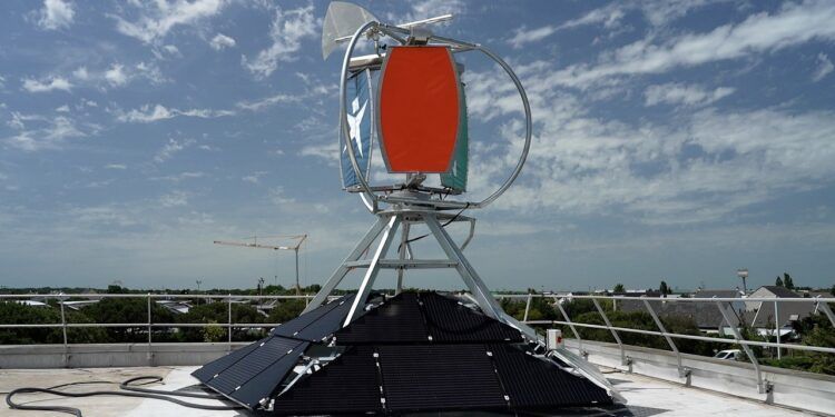 sistema GreenPack de energía solar y eólica de Inergys