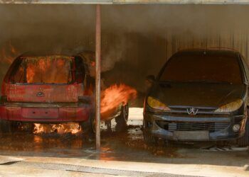 Ecofire Fighting: el líquido español que apaga los incendios en coches eléctricos en segundos