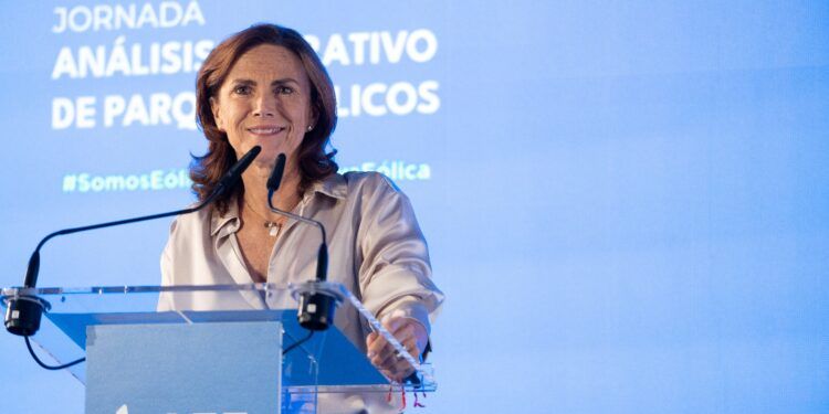 Aerogeneradores parados por burocracia sector eólico español proyectos paralizados