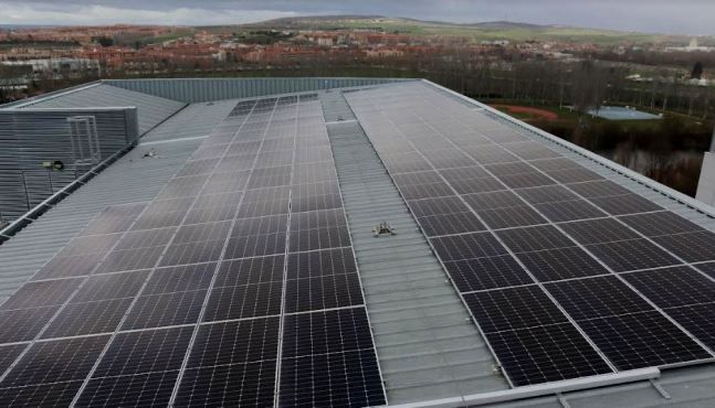 Instalación paneles solares Hospital Clínico Salamanca autoconsumo fotovoltaico Castilla y León