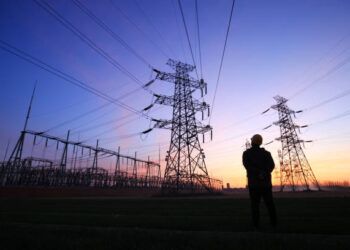 Las nuevas circulares de la CNMC: el sector eléctrico alerta del riesgo que suponen para la electrificación