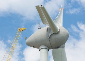 El nuevo programa que impulsa el reciclaje de baterías, paneles fotovoltaicos y palas eólicas en España
