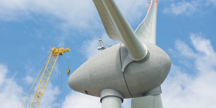El nuevo programa que impulsa el reciclaje de baterías, paneles fotovoltaicos y palas eólicas en España