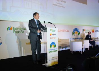 Autoconsumo en España en 2026: el sector reclama inversión en redes y avances regulatorios