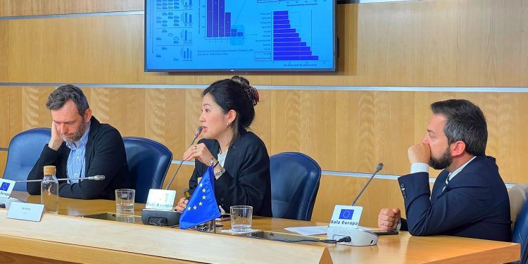 Preparan un control de emisiones con teledetección para identificar a los vehículos más contaminantes, los grandes emisores.