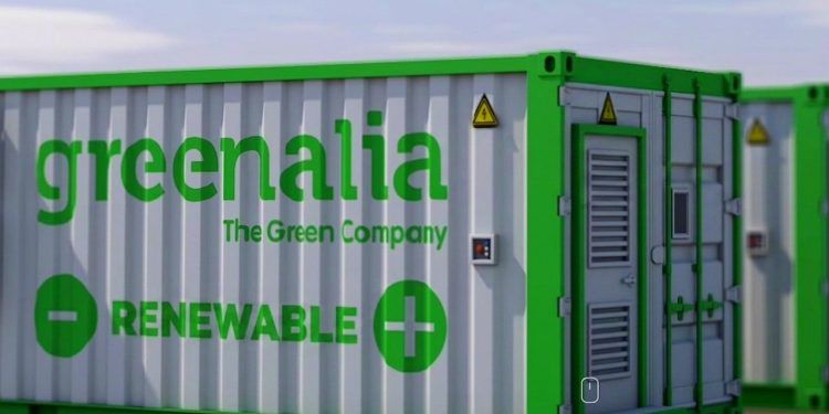 La empresa gallega Greenalia ha optimizado su cartera de proyectos en España al incorporar sistemas de acumulación eléctrica para gestionar excedentes y rentabilizar las fluctuaciones de precios del mercado.