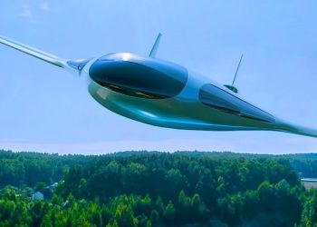 El fabricante francés Eenuee diseña el Gen-ee, un modelo de avión eléctrico regional para 19 pasajeros que soluciona el exceso de masa de los acumuladores comerciales. Esta aeronave realiza trayectos cortos mediante una estructura integrada que genera sustentación propia permanente.
