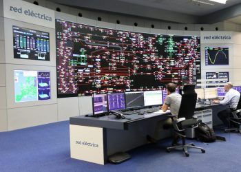 Así funciona el Cecre, el centro de control de energías renovables que celebra su 20º aniversario
