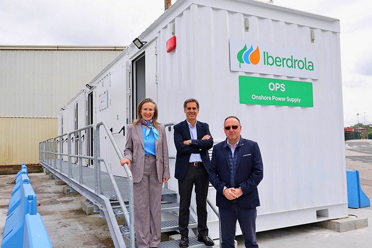 La compañía Iberdrola centraliza este suministro con energía renovable, un proyecto conjunto que optimiza la operativa de transporte marítimo mediante una red terrestre en Gipuzkoa.