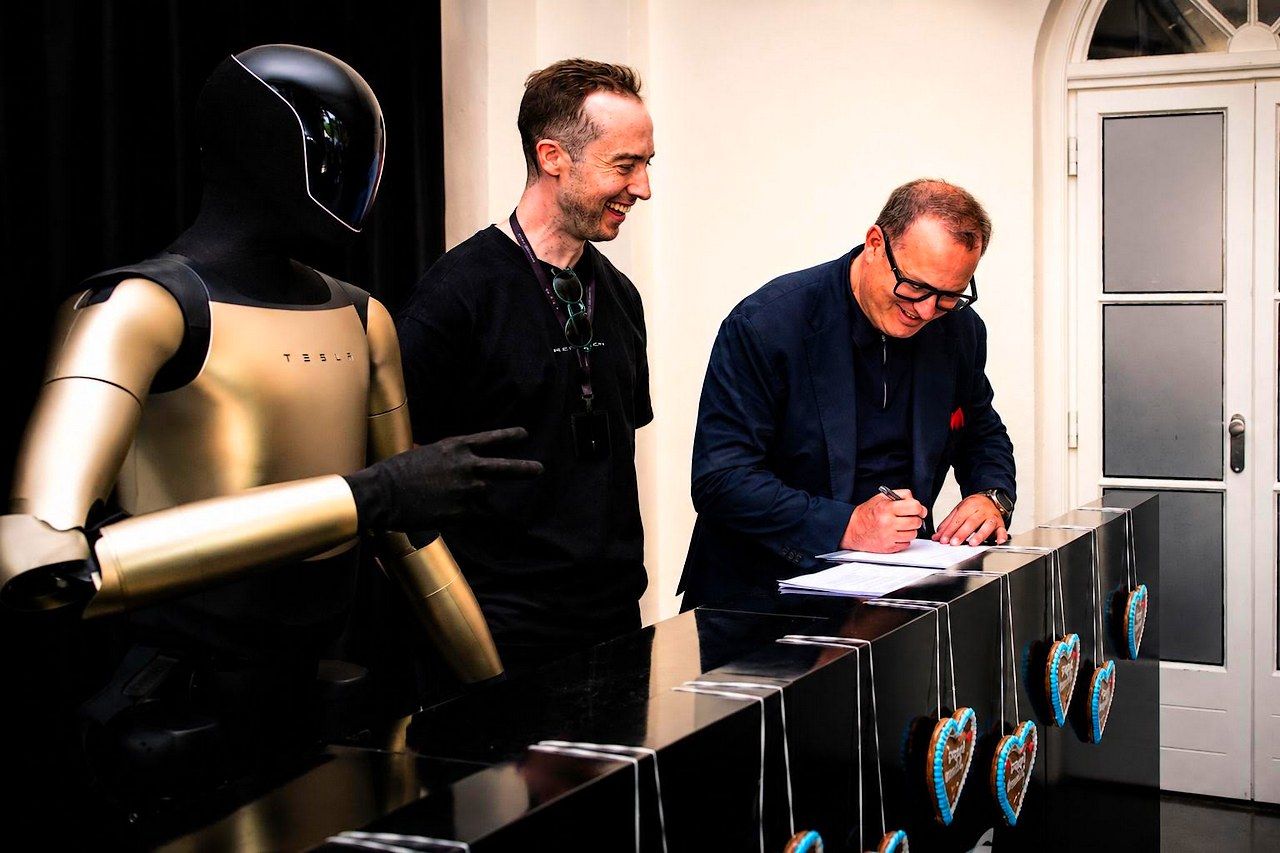 NatPower y Tesla ponen en marcha un acuerdo para desplegar más de 25 GWh de almacenamiento energético en Europa con cinco proyectos iniciales en Italia y Reino Unido.